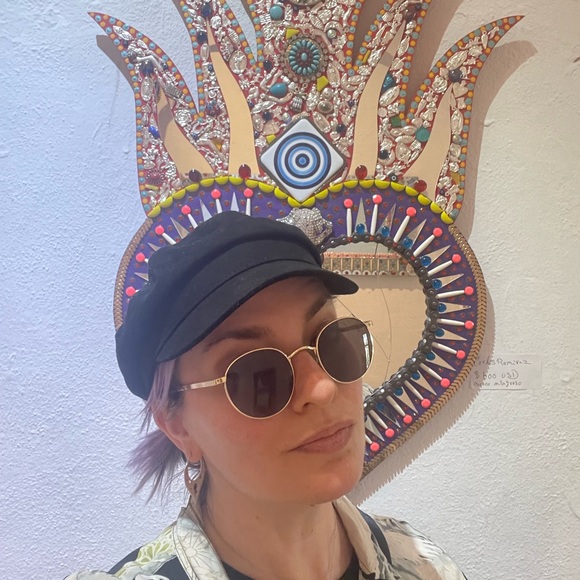 Meet your Posher, Sharon - Picture 2 of 5